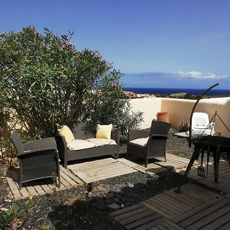 La Casa Amarilla *